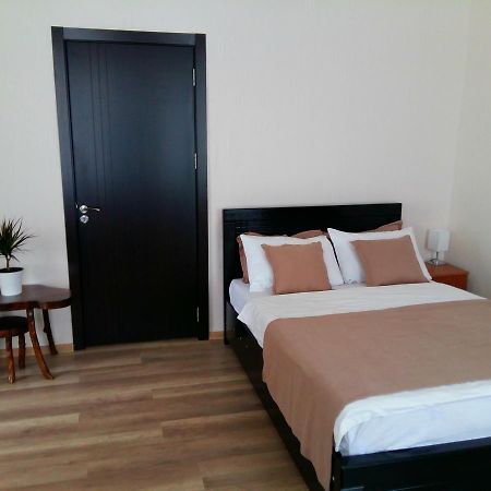 Gulo'S Home Tbilisi Luaran gambar
